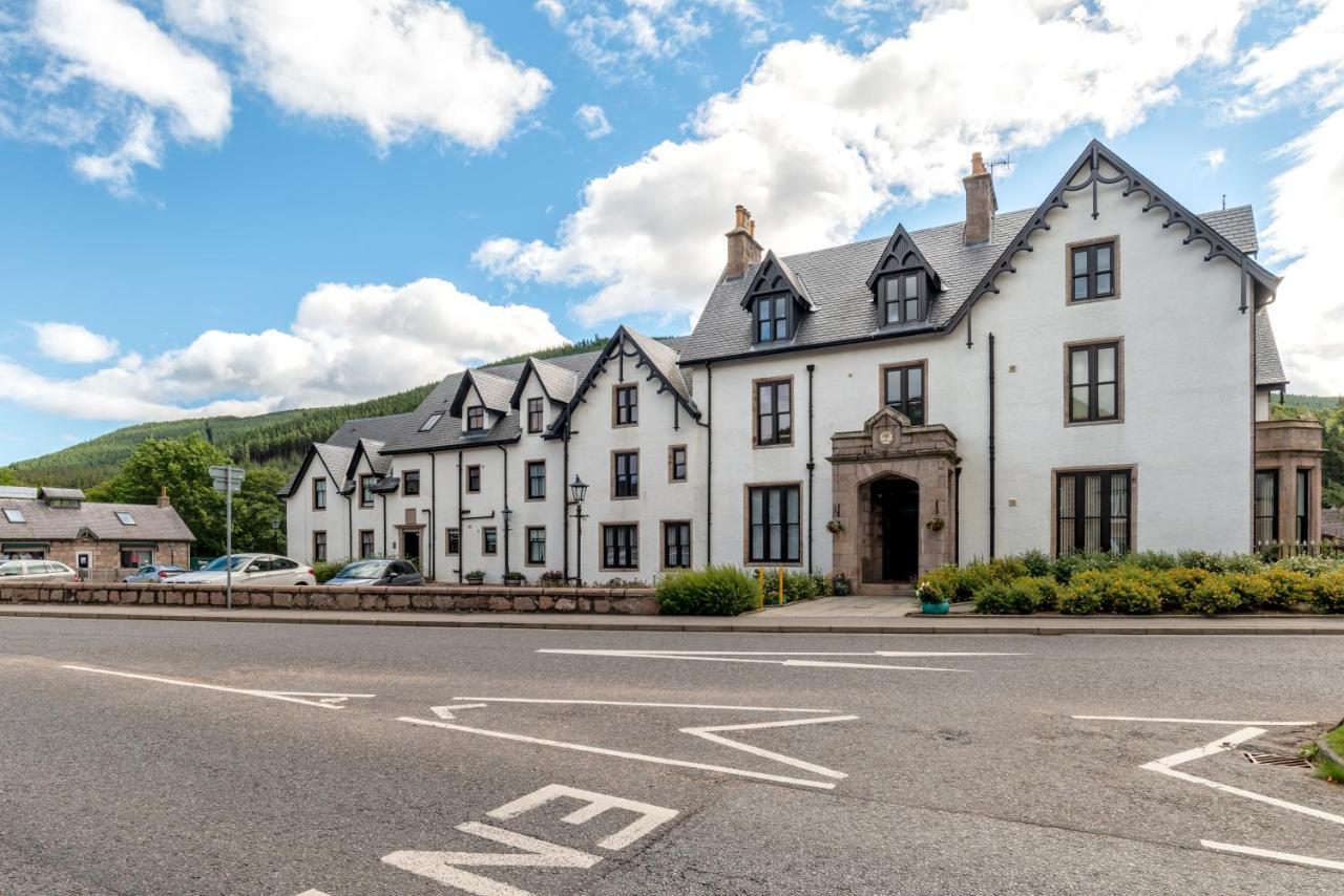 Historic Village, Rare Find, Amazing Views Ballater Exterior photo